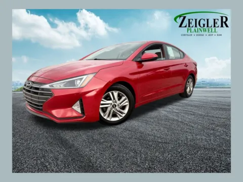 Red 2020 Hyundai Elantra SEL for sale in Plainwell, MI
