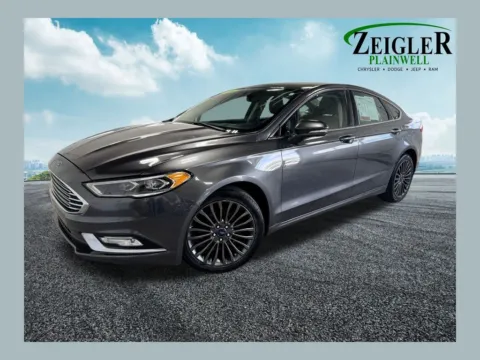 Gray 2017 Ford Fusion SE for sale in Plainwell, MI