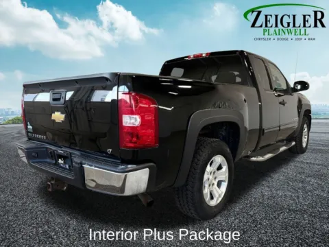 More photos of 2010 Chevrolet Silverado 1500 LT at Zeigler Chrysler Dodge Jeep Ram of Plainwell, MI