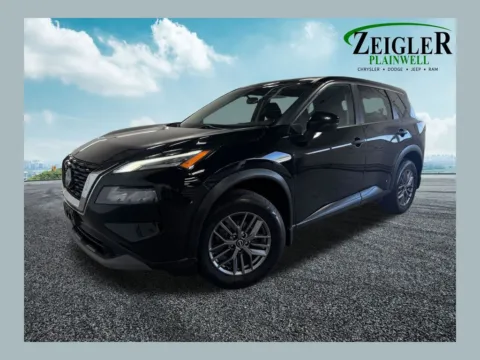Black 2022 Nissan Rogue S for sale in Plainwell, MI