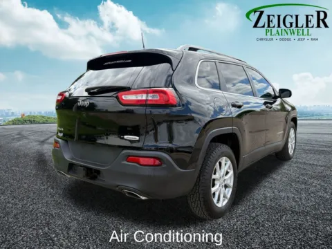 More photos of 2018 Jeep Cherokee Latitude at Zeigler Chrysler Dodge Jeep Ram of Plainwell, MI