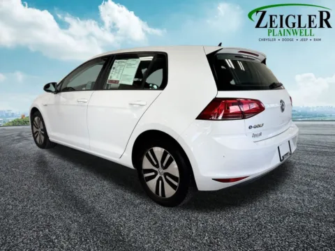 Another view of 2016 Volkswagen e-Golf SE for sale in Plainwell, MI at Zeigler Chrysler Dodge Jeep Ram of Plainwell