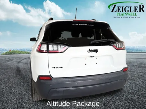 More photos of 2019 Jeep Cherokee Altitude at Zeigler Chrysler Dodge Jeep Ram of Plainwell, MI