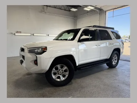 White 2017 Toyota 4Runner SR5 for sale in Plainwell, MI
