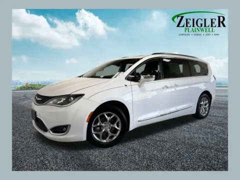 White 2019 Chrysler Pacifica Limited for sale in Plainwell, MI