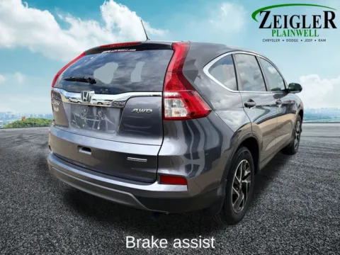 More photos of 2016 Honda CR-V SE at Zeigler Chrysler Dodge Jeep Ram of Plainwell, MI