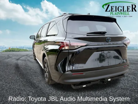More photos of 2025 Toyota Sienna Woodland Edition at Zeigler Chrysler Dodge Jeep Ram of Plainwell, MI