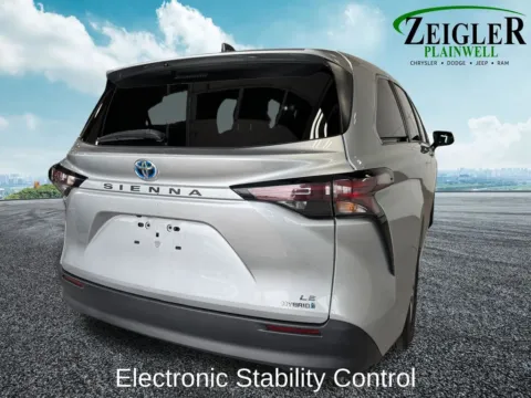 More photos of 2023 Toyota Sienna LE at Zeigler Chrysler Dodge Jeep Ram of Plainwell, MI