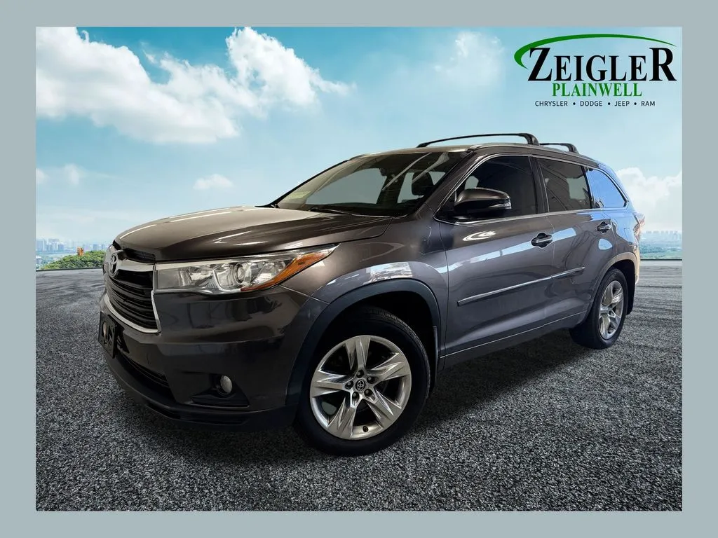 Gray 2016 Toyota Highlander Limited for sale in Plainwell, MI
