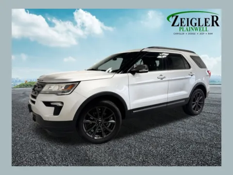 Silver 2018 Ford Explorer XLT for sale in Plainwell, MI