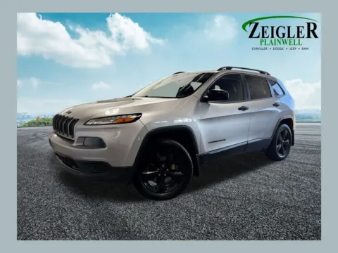Silver 2017 Jeep Cherokee Altitude for sale in Plainwell, MI