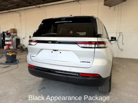 More photos of 2024 Jeep Grand Cherokee Limited at Zeigler Chrysler Dodge Jeep Ram of Plainwell, MI