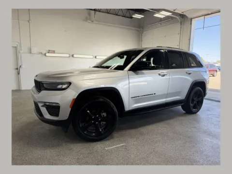 Silver 2024 Jeep Grand Cherokee Limited for sale in Plainwell, MI