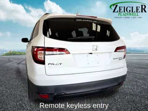 More photos of 2021 Honda Pilot Black Edition at Zeigler Chrysler Dodge Jeep Ram of Plainwell, MI