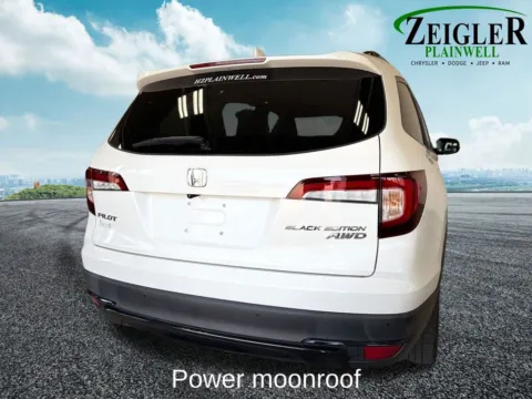 More photos of 2021 Honda Pilot Black Edition at Zeigler Chrysler Dodge Jeep Ram of Plainwell, MI