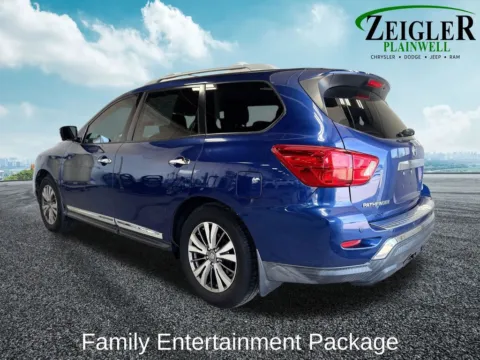 Another view of 2017 Nissan Pathfinder Platinum for sale in Plainwell, MI at Zeigler Chrysler Dodge Jeep Ram of Plainwell