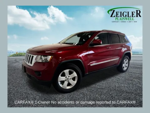 Red 2013 Jeep Grand Cherokee Laredo for sale in Plainwell, MI