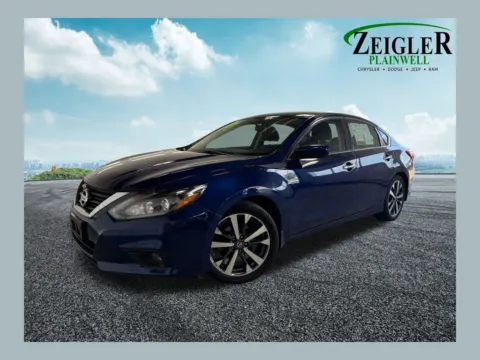 Blue 2016 Nissan Altima 2.5 SR for sale in Plainwell, MI