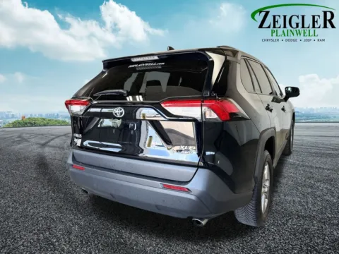 More photos of 2022 Toyota RAV4 XLE at Zeigler Chrysler Dodge Jeep Ram of Plainwell, MI