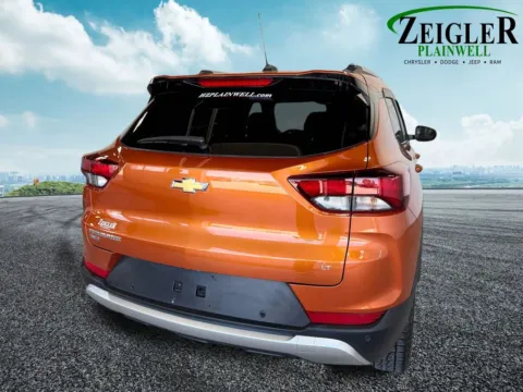 More photos of 2022 Chevrolet TrailBlazer LT at Zeigler Chrysler Dodge Jeep Ram of Plainwell, MI