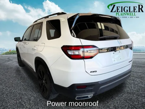 More photos of 2023 Honda Pilot Elite at Zeigler Chrysler Dodge Jeep Ram of Plainwell, MI