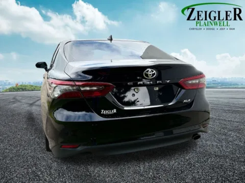More photos of 2022 Toyota Camry XLE at Zeigler Chrysler Dodge Jeep Ram of Plainwell, MI