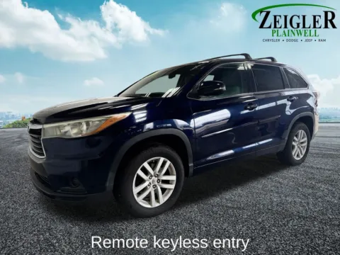 Photos of 2015 Toyota Highlander LE for sale in Plainwell, MI at Zeigler Chrysler Dodge Jeep Ram of Plainwell