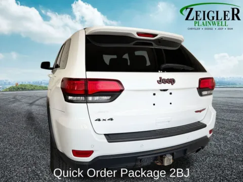 More photos of 2021 Jeep Grand Cherokee Trailhawk at Zeigler Chrysler Dodge Jeep Ram of Plainwell, MI