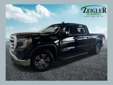 Black 2020 GMC Sierra 1500 SLE for sale in Plainwell, MI