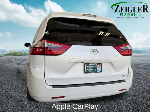 More photos of 2020 Toyota Sienna XLE Premium at Zeigler Chrysler Dodge Jeep Ram of Plainwell, MI