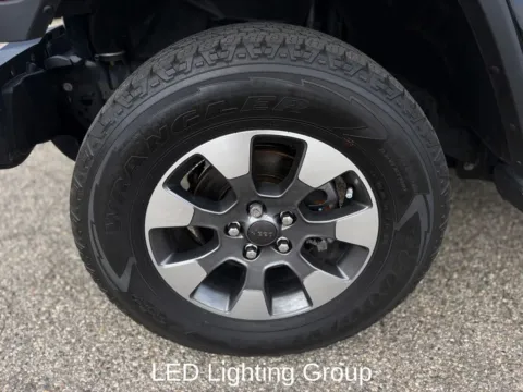 More photos of 2022 Jeep Wrangler Unlimited Sahara at Zeigler Chrysler Dodge Jeep Ram of Plainwell, MI