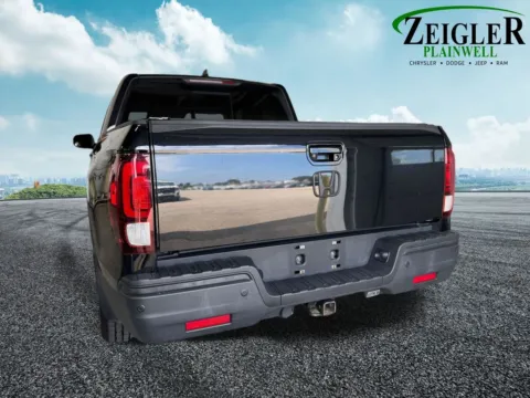 More photos of 2019 Honda Ridgeline Black Edition at Zeigler Chrysler Dodge Jeep Ram of Plainwell, MI