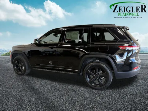 Another view of 2024 Jeep Grand Cherokee Limited for sale in Plainwell, MI at Zeigler Chrysler Dodge Jeep Ram of Plainwell