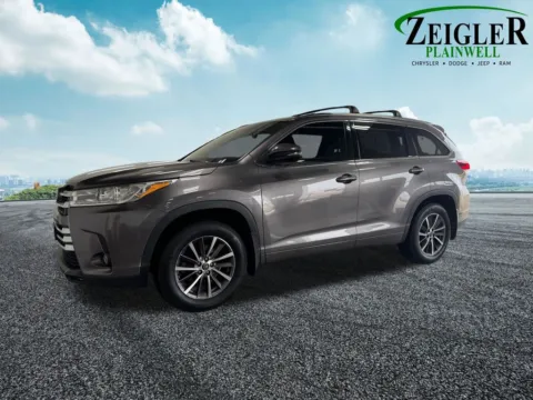 Photos of 2018 Toyota Highlander XLE for sale in Plainwell, MI at Zeigler Chrysler Dodge Jeep Ram of Plainwell