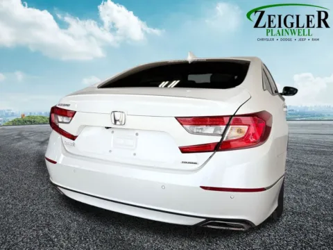 More photos of 2018 Honda Accord Touring at Zeigler Chrysler Dodge Jeep Ram of Plainwell, MI