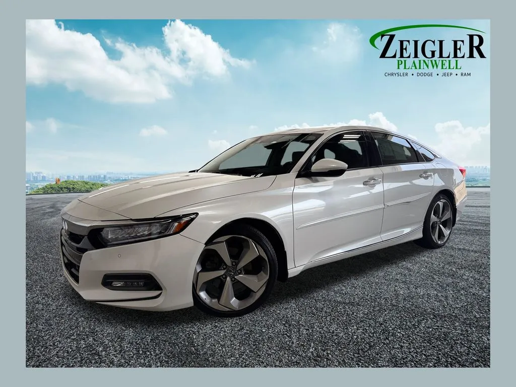 White 2018 Honda Accord Touring for sale in Plainwell, MI