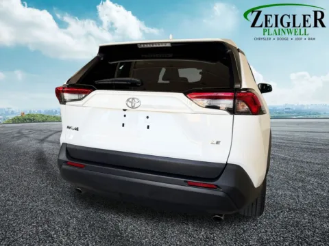 More photos of 2022 Toyota RAV4 LE at Zeigler Chrysler Dodge Jeep Ram of Plainwell, MI