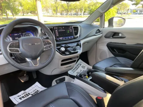 Another view of 2023 Chrysler Pacifica Touring L for sale in Plainwell, MI at Zeigler Chrysler Dodge Jeep Ram of Plainwell