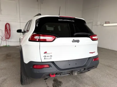 More photos of 2018 Jeep Cherokee Trailhawk at Zeigler Chrysler Dodge Jeep Ram of Plainwell, MI