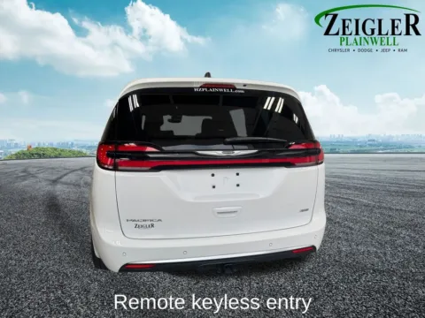 More photos of 2025 Chrysler Pacifica Pinnacle at Zeigler Chrysler Dodge Jeep Ram of Plainwell, MI