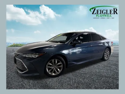 Gray 2019 Toyota Avalon XLE for sale in Plainwell, MI