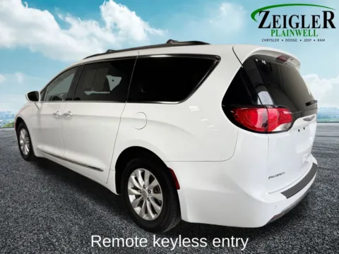 Another view of 2017 Chrysler Pacifica Touring L for sale in Plainwell, MI at Zeigler Chrysler Dodge Jeep Ram of Plainwell
