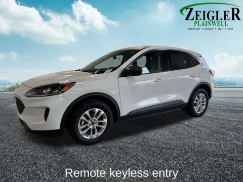 Photos of 2022 Ford Escape Hybrid SE for sale in Plainwell, MI at Zeigler Chrysler Dodge Jeep Ram of Plainwell