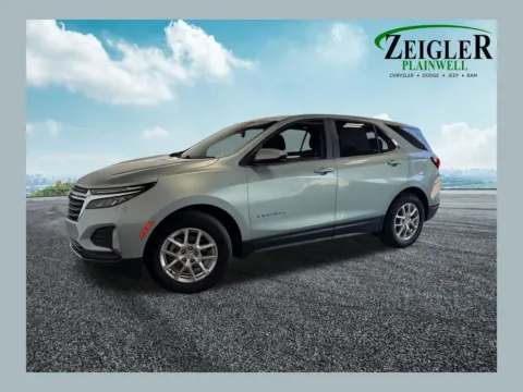 Blue 2022 Chevrolet Equinox LT for sale in Plainwell, MI