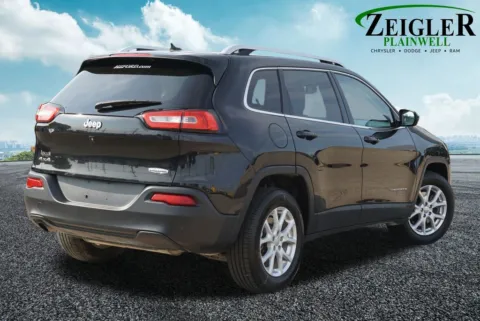 More photos of 2015 Jeep Cherokee Latitude at Zeigler Chrysler Dodge Jeep Ram of Plainwell, MI