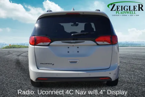 More photos of 2020 Chrysler Pacifica Touring at Zeigler Chrysler Dodge Jeep Ram of Plainwell, MI