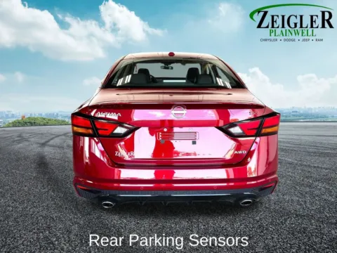 More photos of 2024 Nissan Altima 2.5 SR at Zeigler Chrysler Dodge Jeep Ram of Plainwell, MI