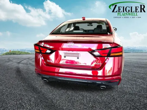 More photos of 2024 Nissan Altima 2.5 SR at Zeigler Chrysler Dodge Jeep Ram of Plainwell, MI