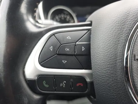 More photos of 2020 Jeep Compass Limited at Zeigler Chrysler Dodge Jeep Ram of Plainwell, MI