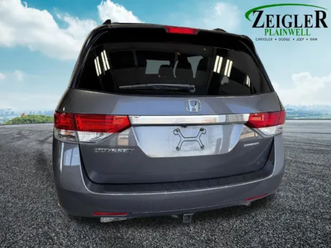 More photos of 2016 Honda Odyssey SE at Zeigler Chrysler Dodge Jeep Ram of Plainwell, MI